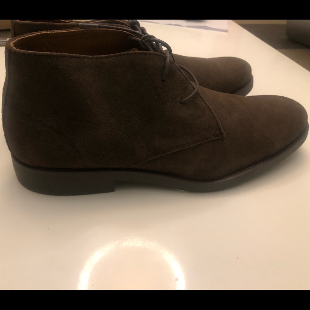 Banana republic chukka boots